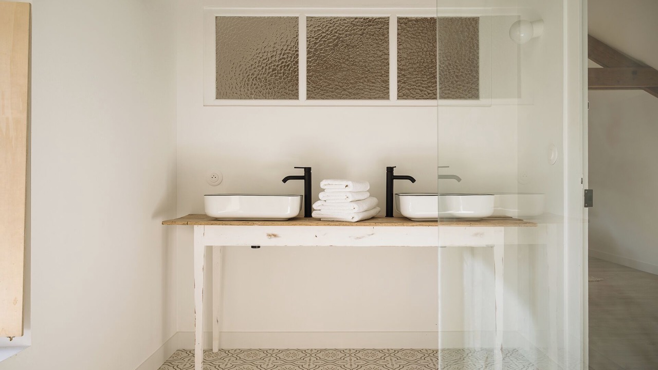 Photo of Bathroom in Maille