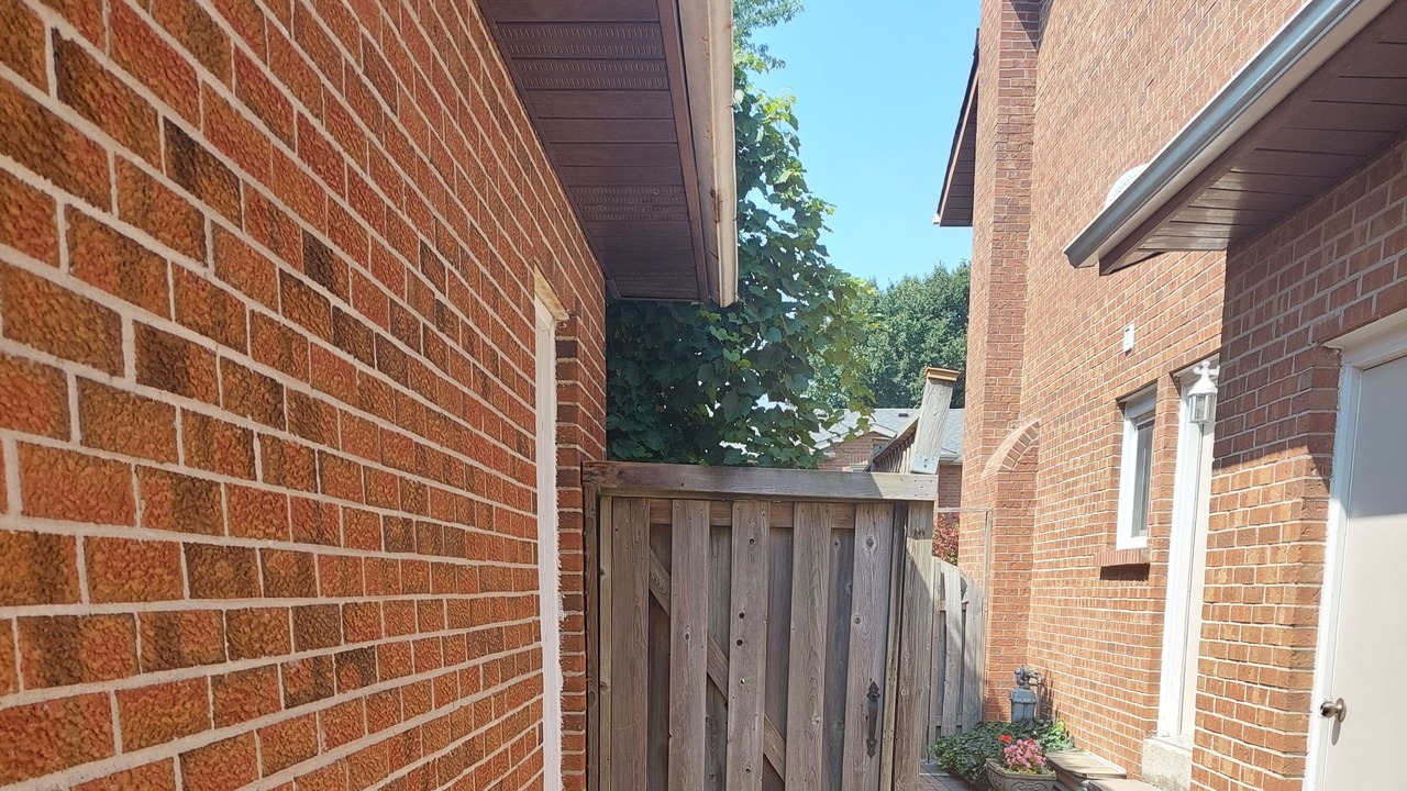 Photo of Outdoor in Markham