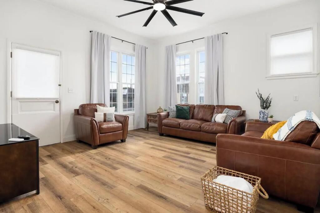 Photo of Livingroom in Washington
