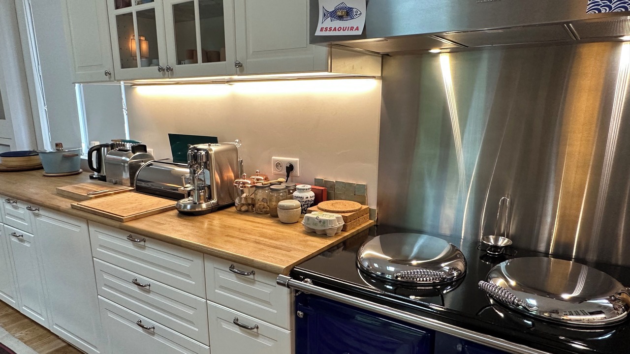 Photo of Kitchen in Combat