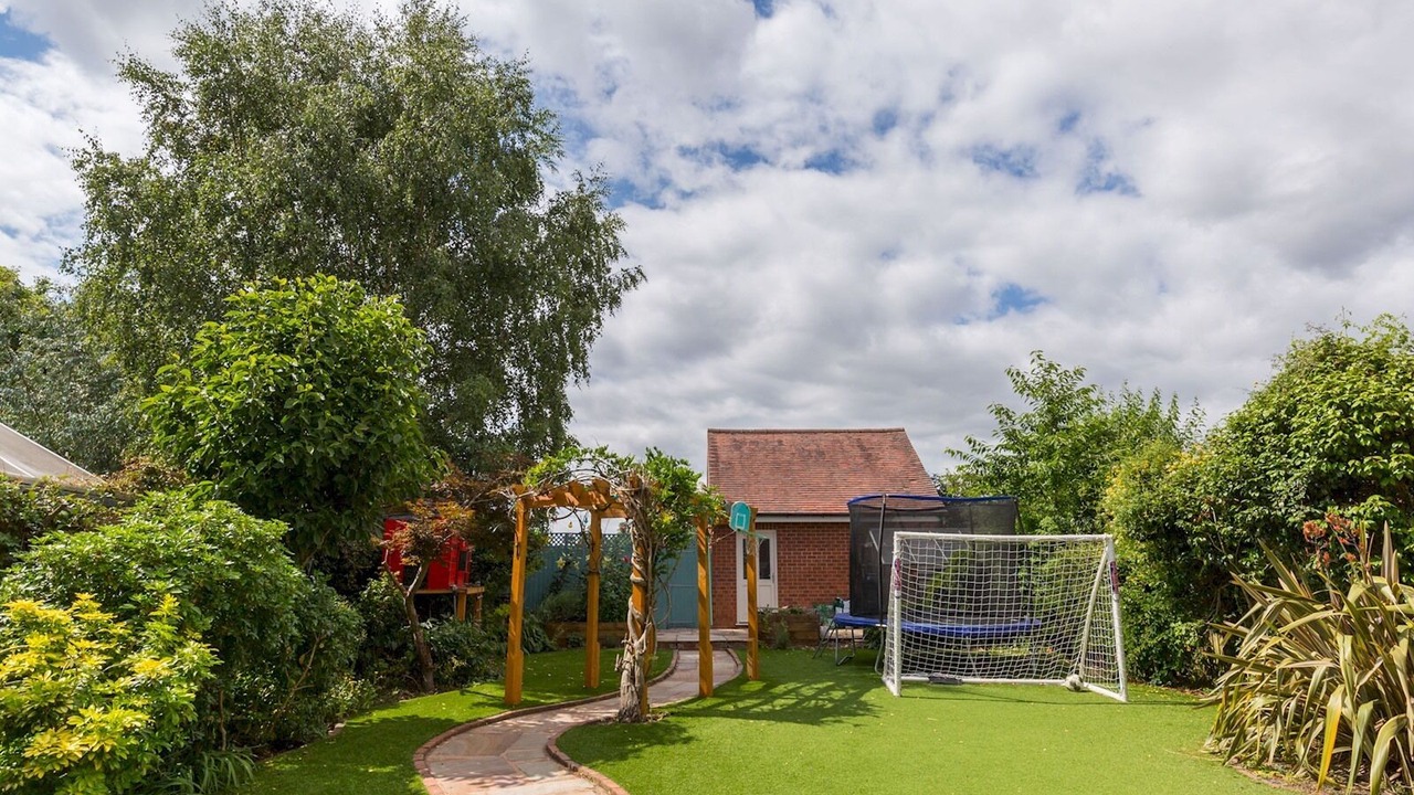 Photo of Outdoor in Kenilworth
