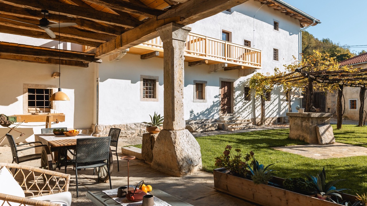 Photo of Outdoor in Slap