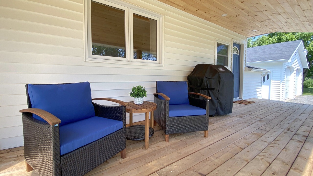 Photo of Patio Balcony in Hall's Harbour