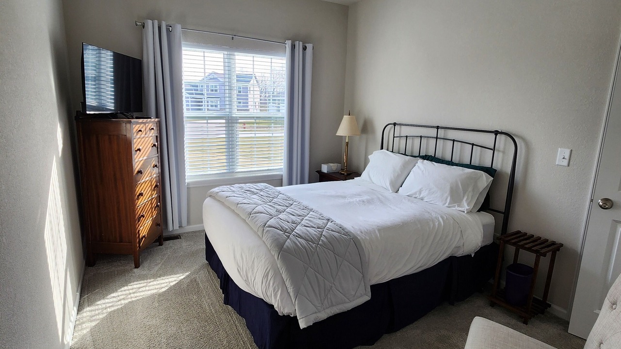 Photo of Bedroom in Village of Germantown
