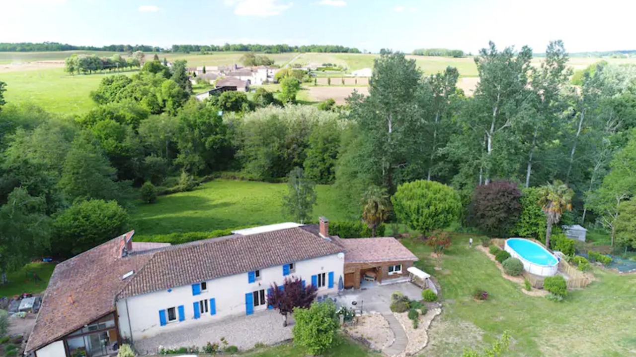 Photo of Outdoor in Saint-Laurent-du-Plan
