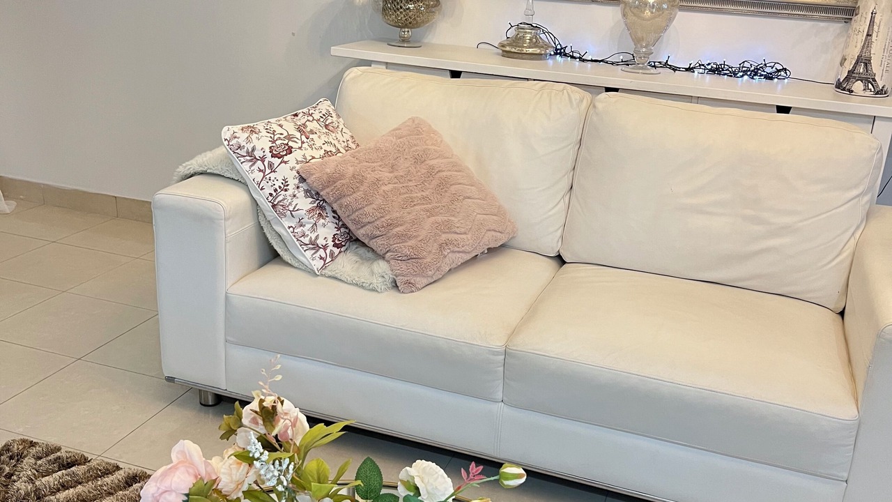 Photo of Livingroom in Mascot