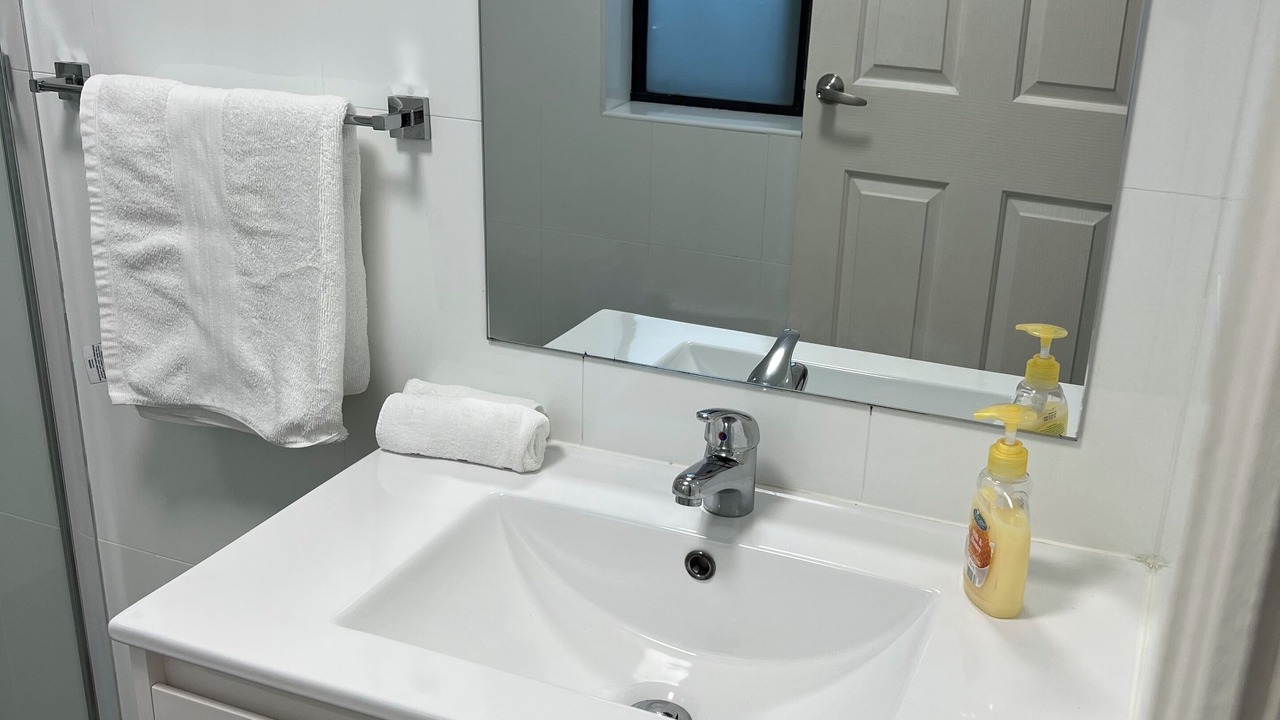 Photo of Bathroom in Mascot