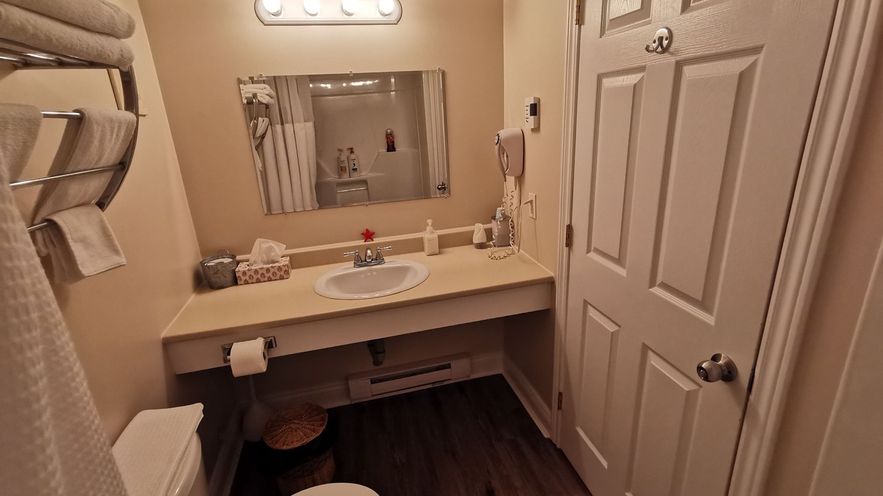 Photo of Bathroom in Eastern Passage