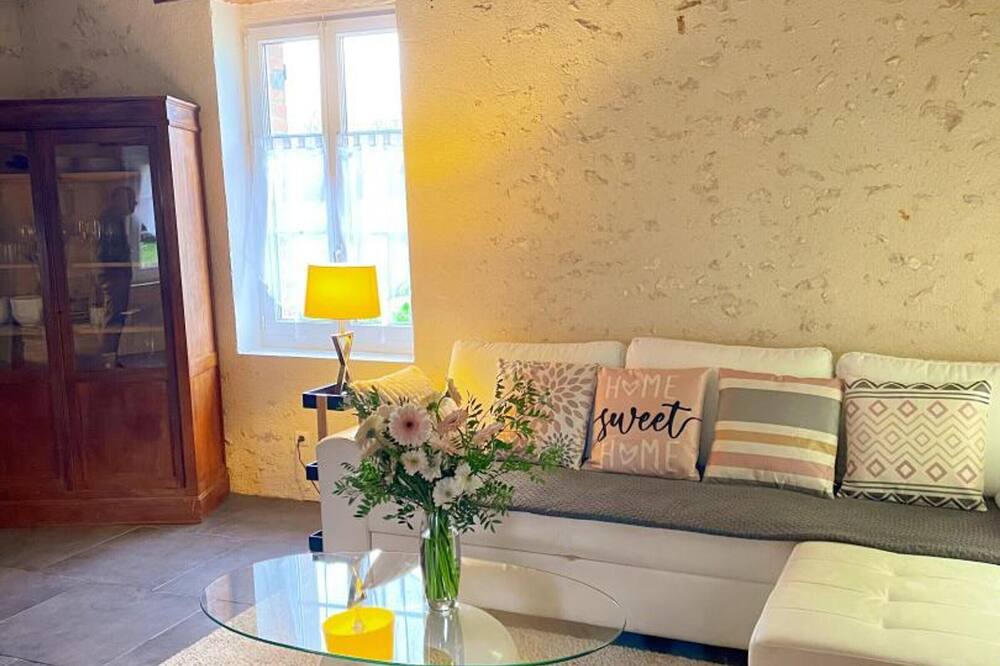 Photo of Livingroom in Feings