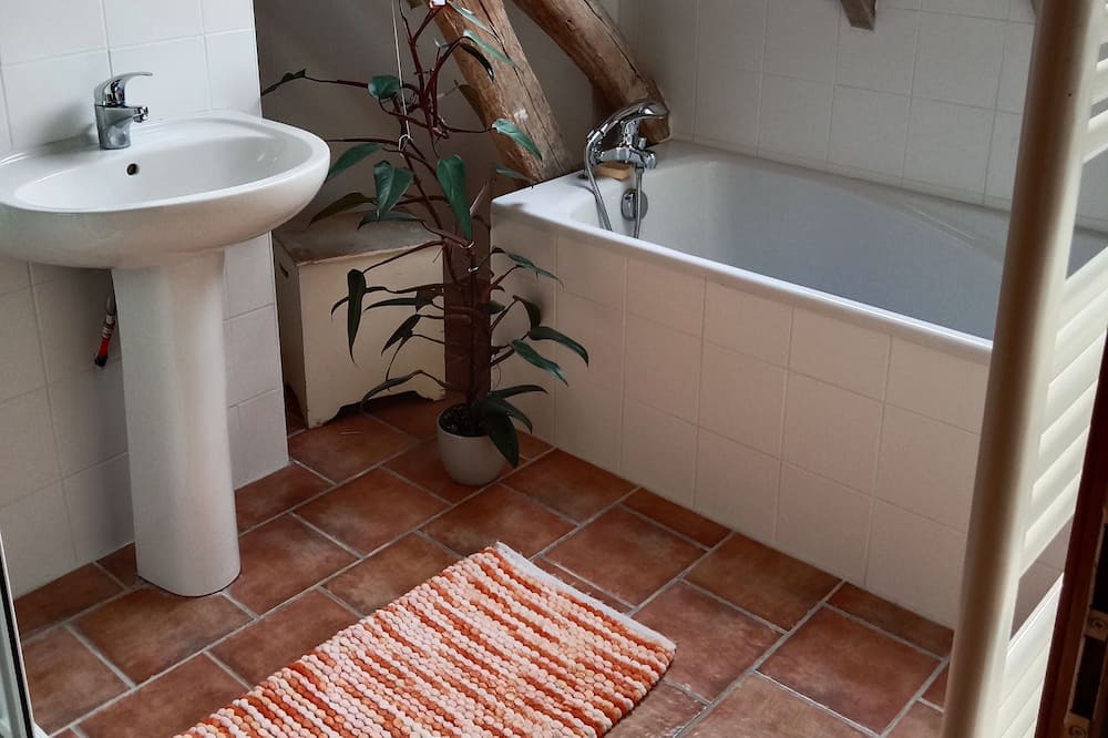 Photo of Bathroom in Lange