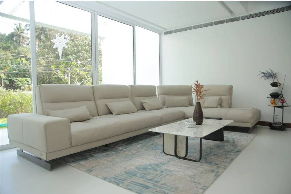 Photo of Livingroom in Chirayinkil