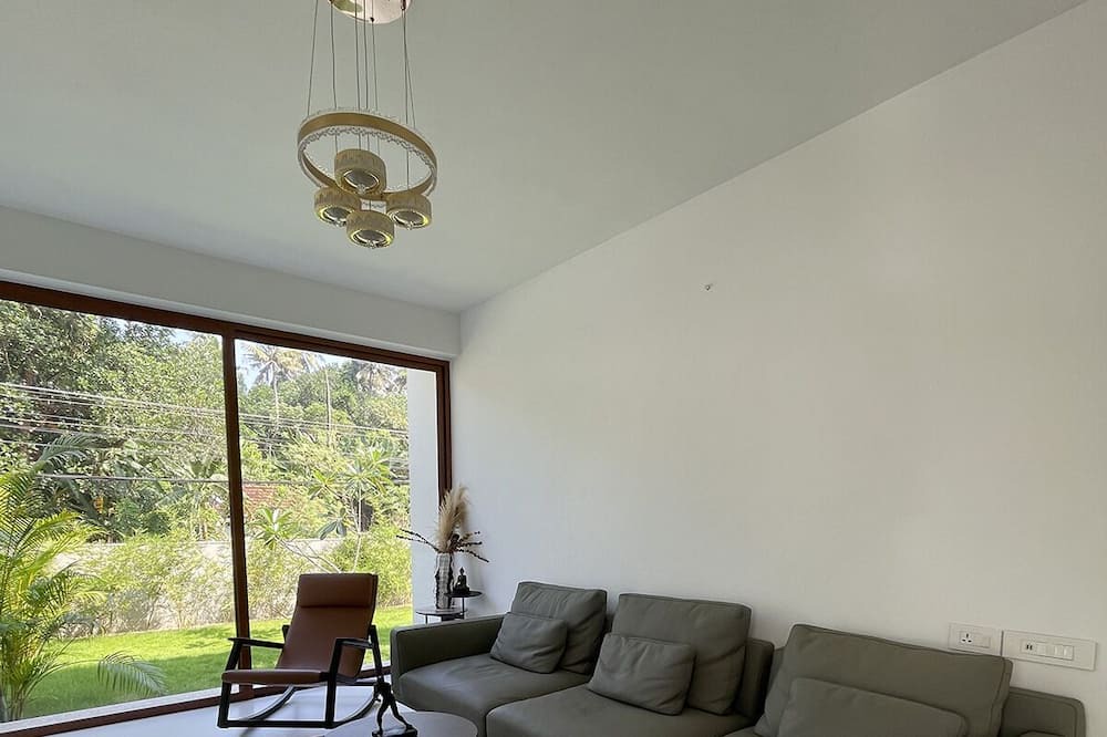 Photo of Livingroom in Chirayinkil