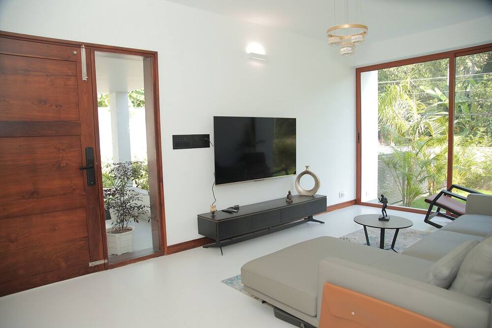 Photo of Livingroom in Chirayinkil