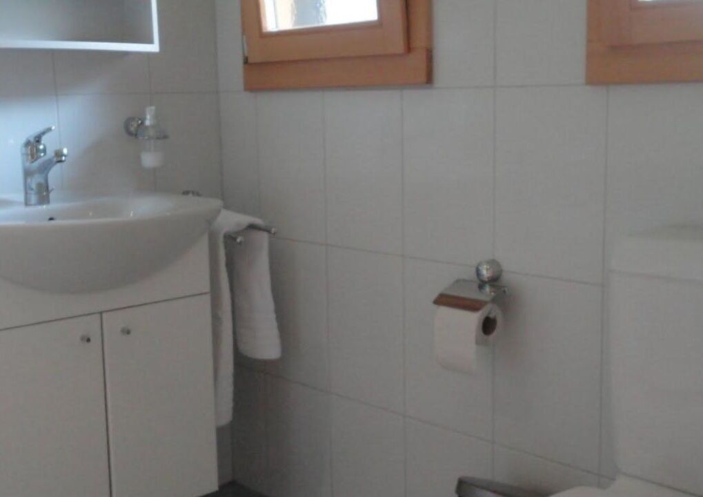 Photo of Bathroom in Kandersteg