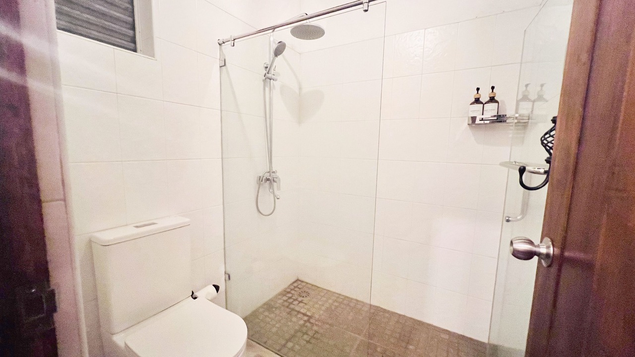 Photo of Bathroom in Kirinda