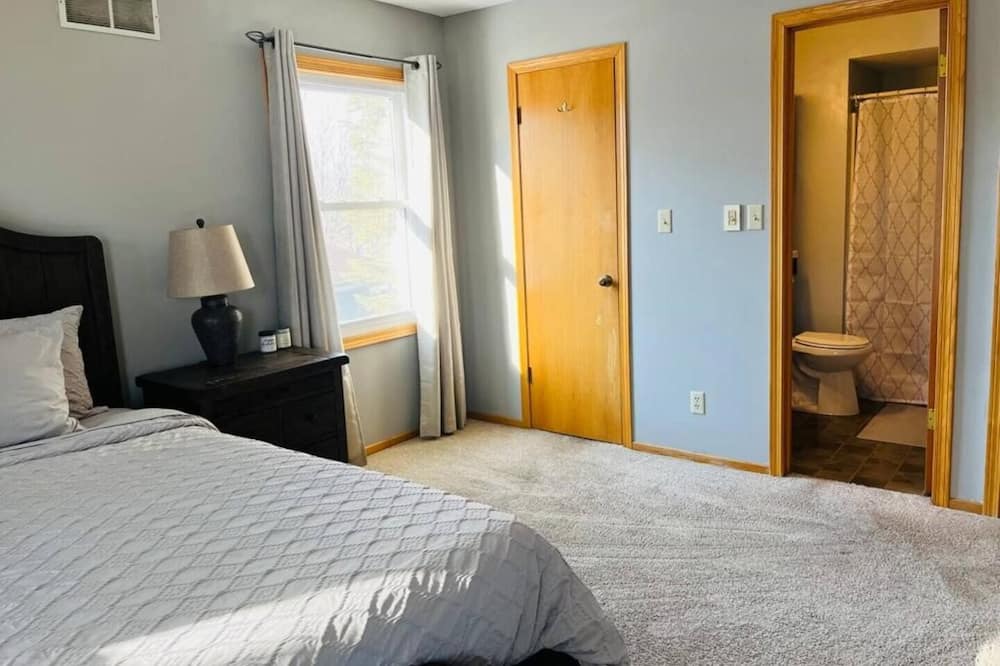 Photo of Bedroom in Menomonee Falls