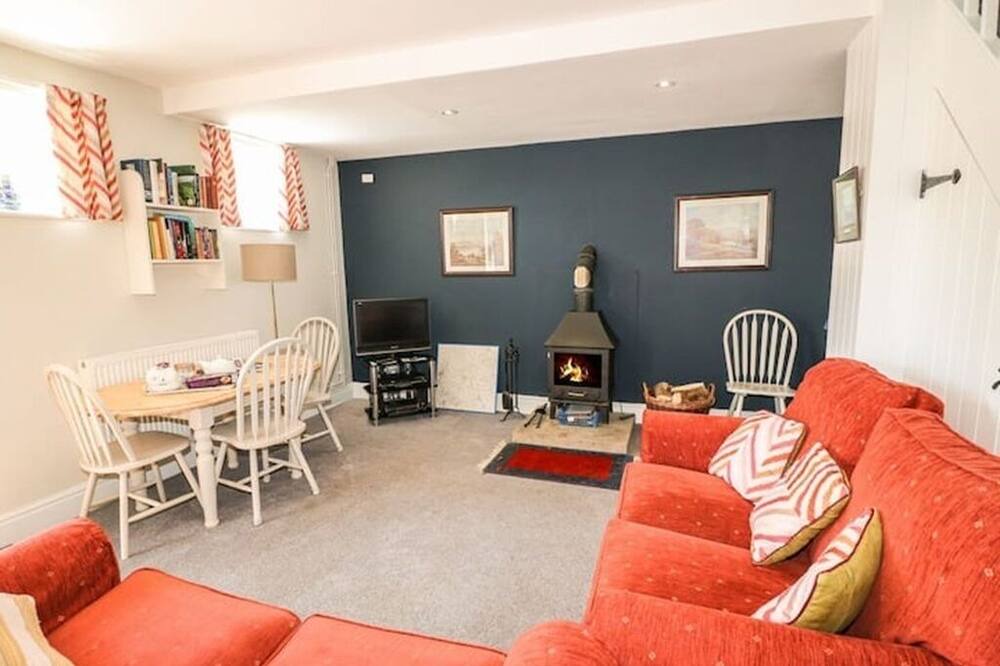 Photo of Livingroom in Newton Grange