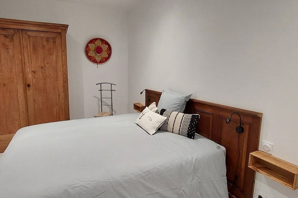 Photo of Bedroom in Le Poire-sur-Vie