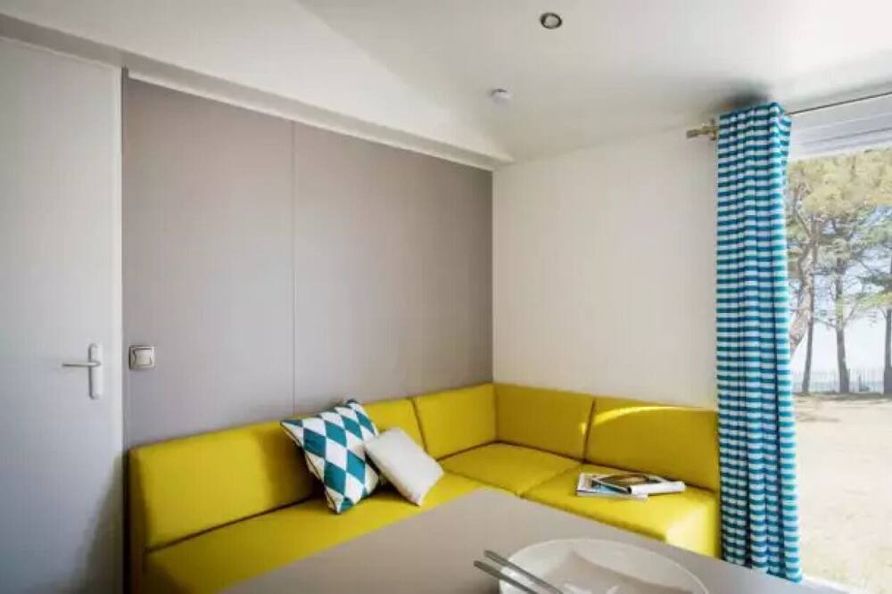 Photo of Bedroom in Mesnard-la-Barotiere