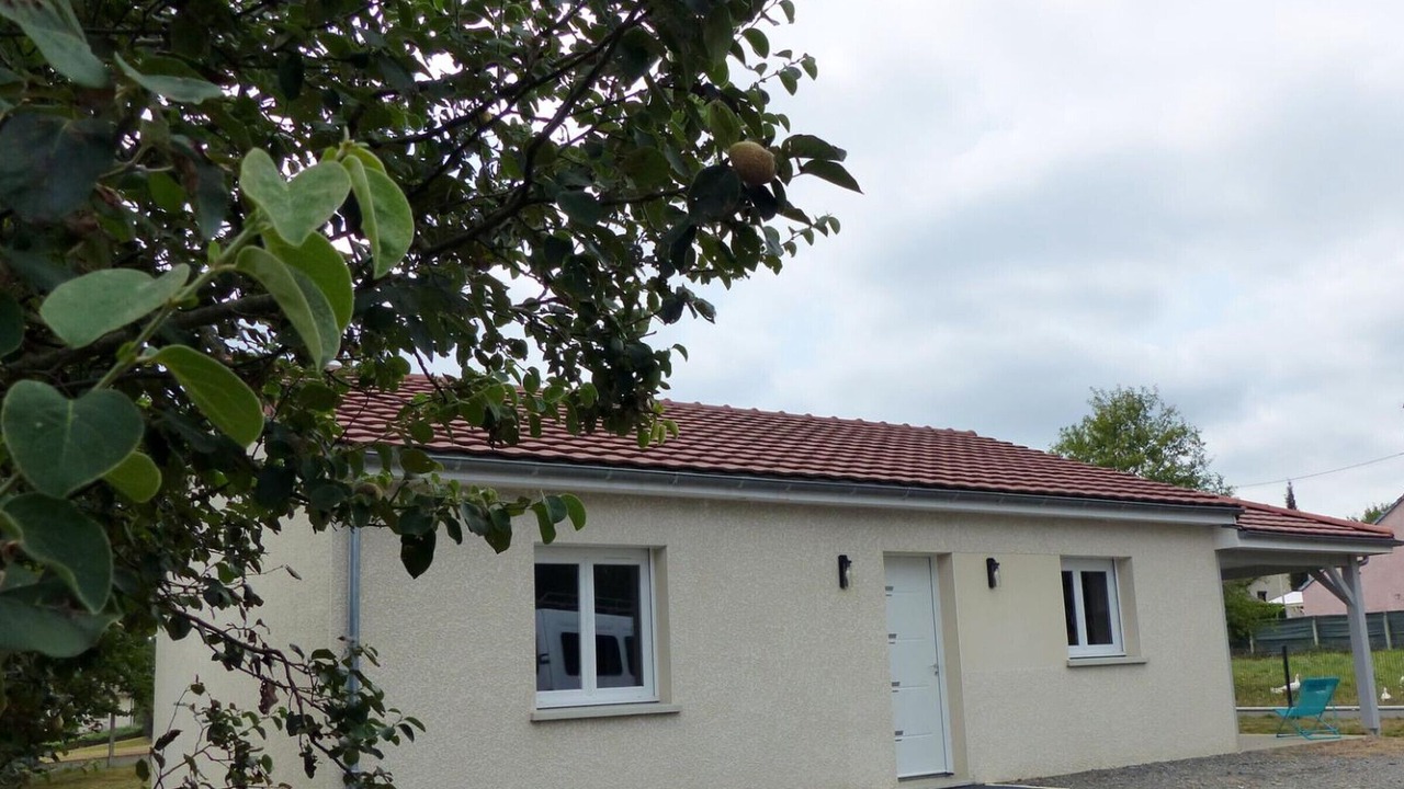 Photo of Outdoor in Saint-Remy-en-Rollat