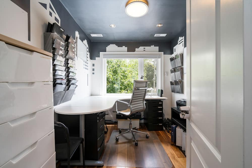 Photo of Bathroom in Yonge and Lawrence