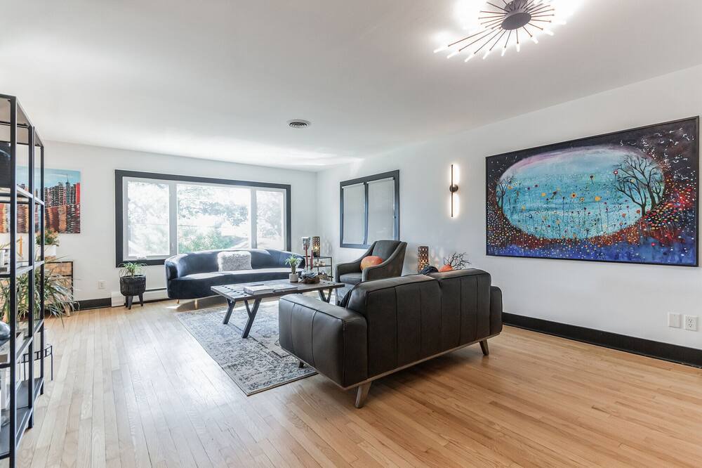 Photo of Livingroom in Monona