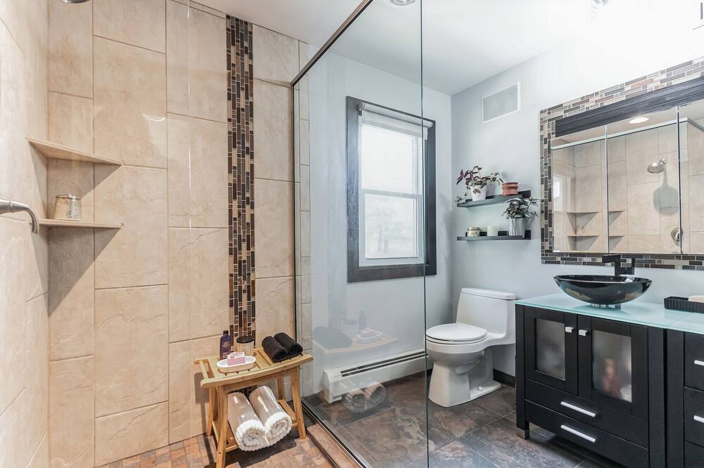 Photo of Bathroom in Monona