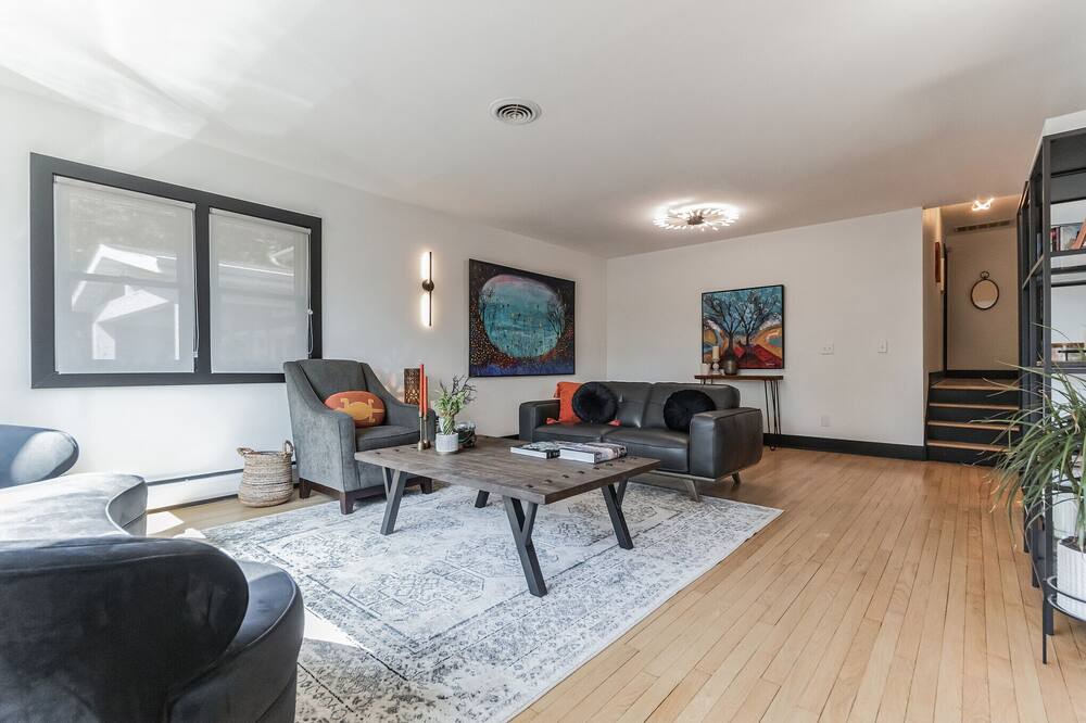 Photo of Livingroom in Monona