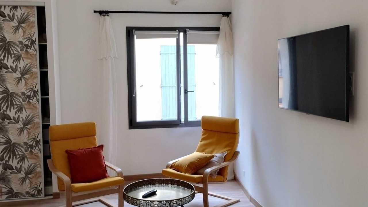 Photo of Livingroom in Ampus