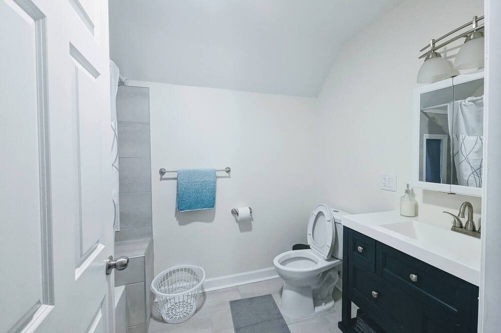 Photo of Bathroom in Flushing