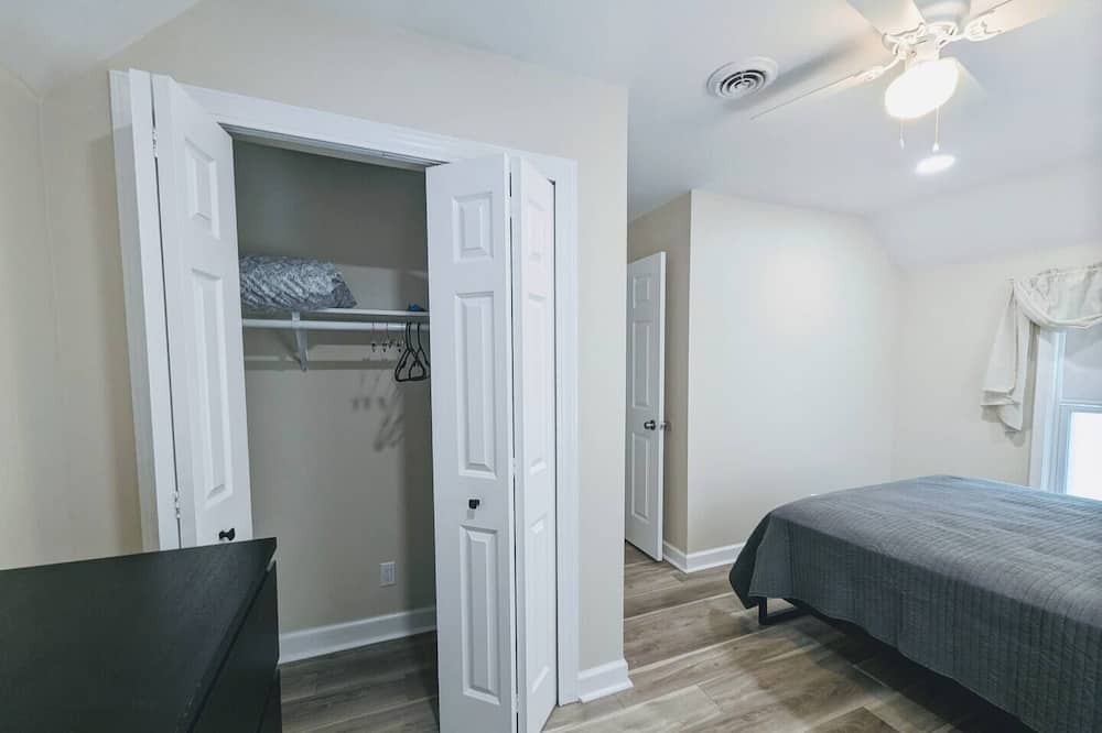 Photo of Bedroom in Flushing