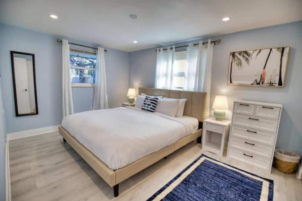 Photo of Bedroom in Park East