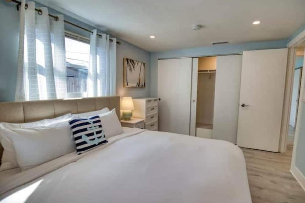 Photo of Bedroom in Park East