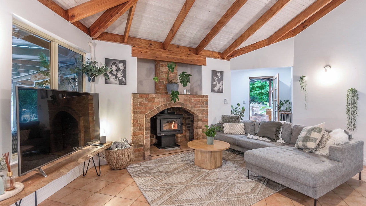 Photo of Livingroom in Herron
