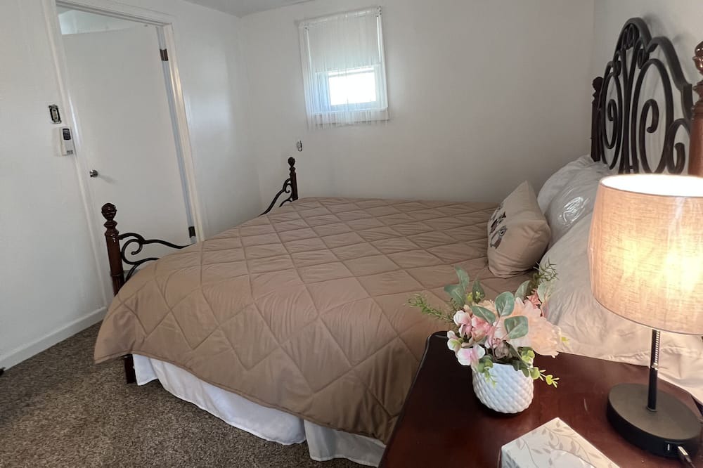 Photo of Bedroom in Equality