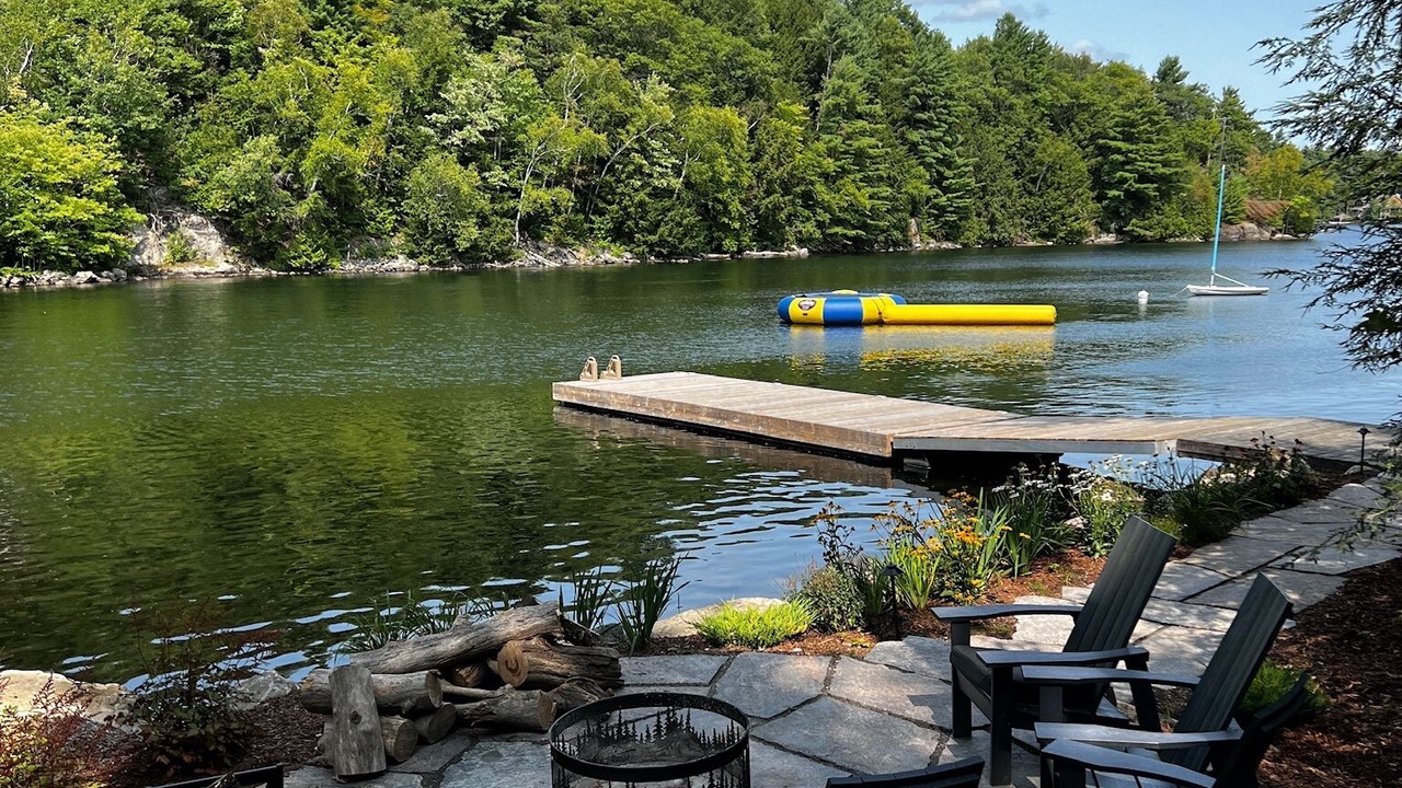 Photo of Outdoor in Utterson