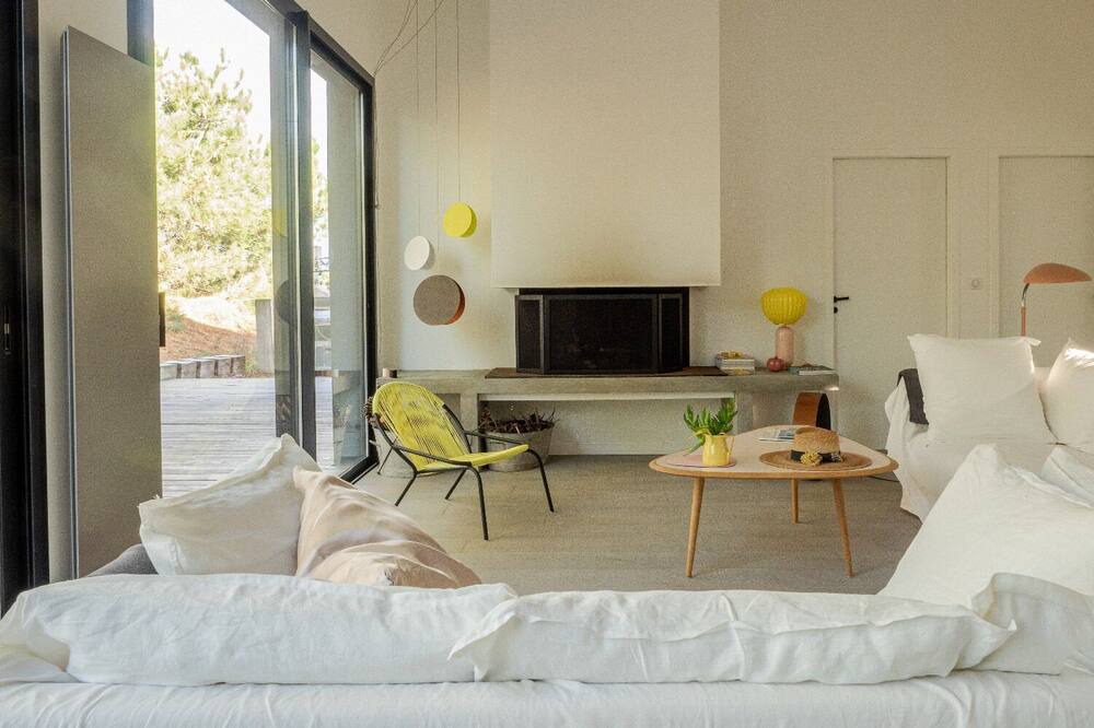 Photo of Livingroom in Cap-Ferret
