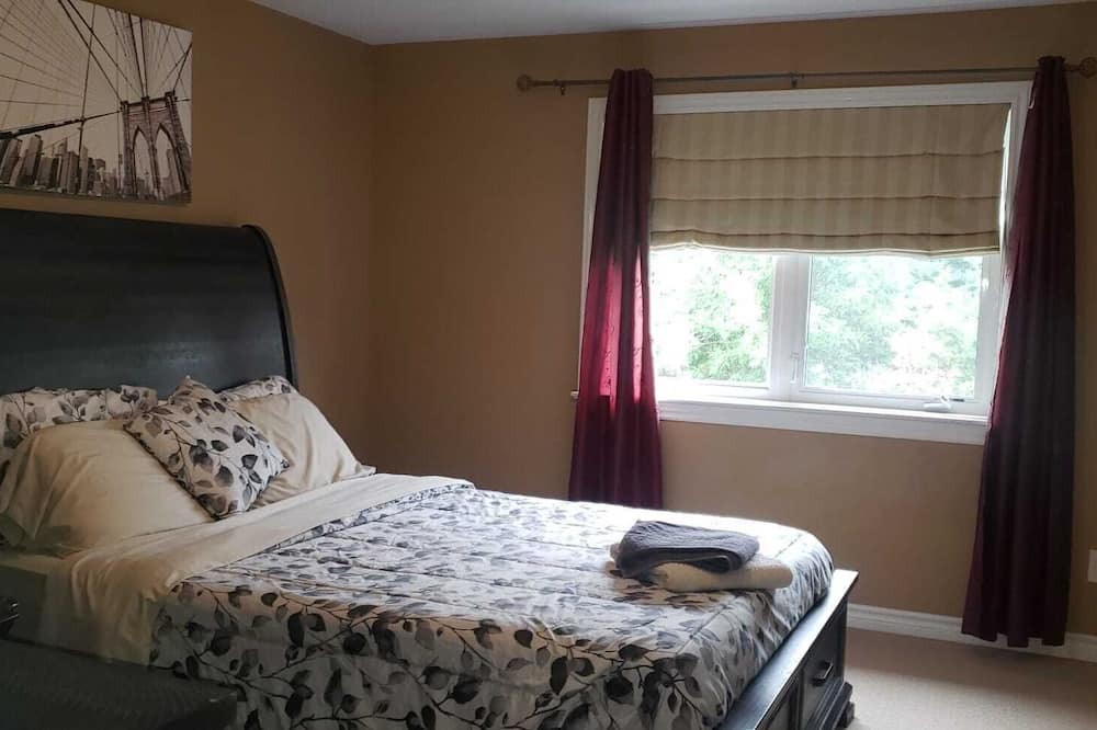 Photo of Bedroom in Leitrim