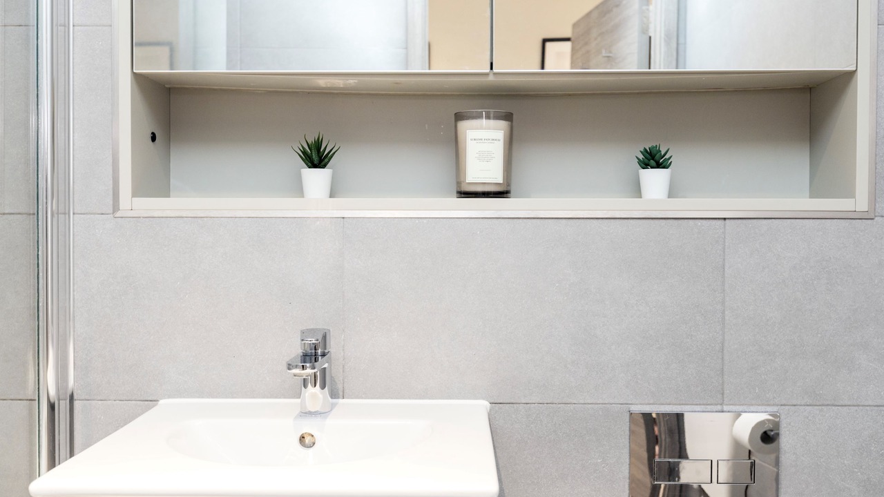 Photo of Bathroom in Vincent Square