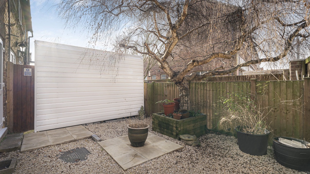Photo of Outdoor in Yiewsley