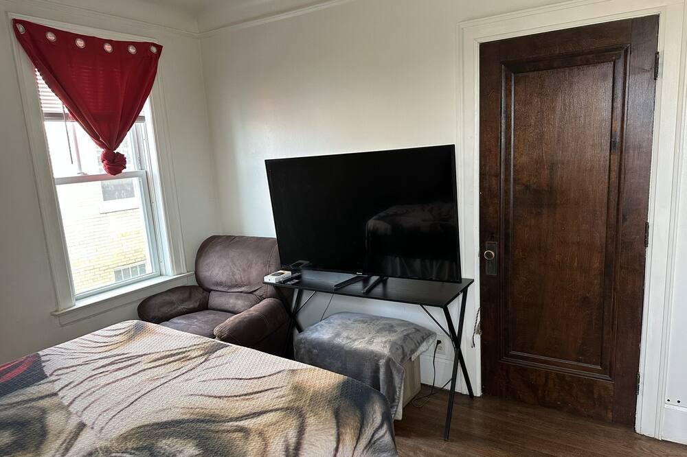 Photo of Bedroom in Grand Traverse District