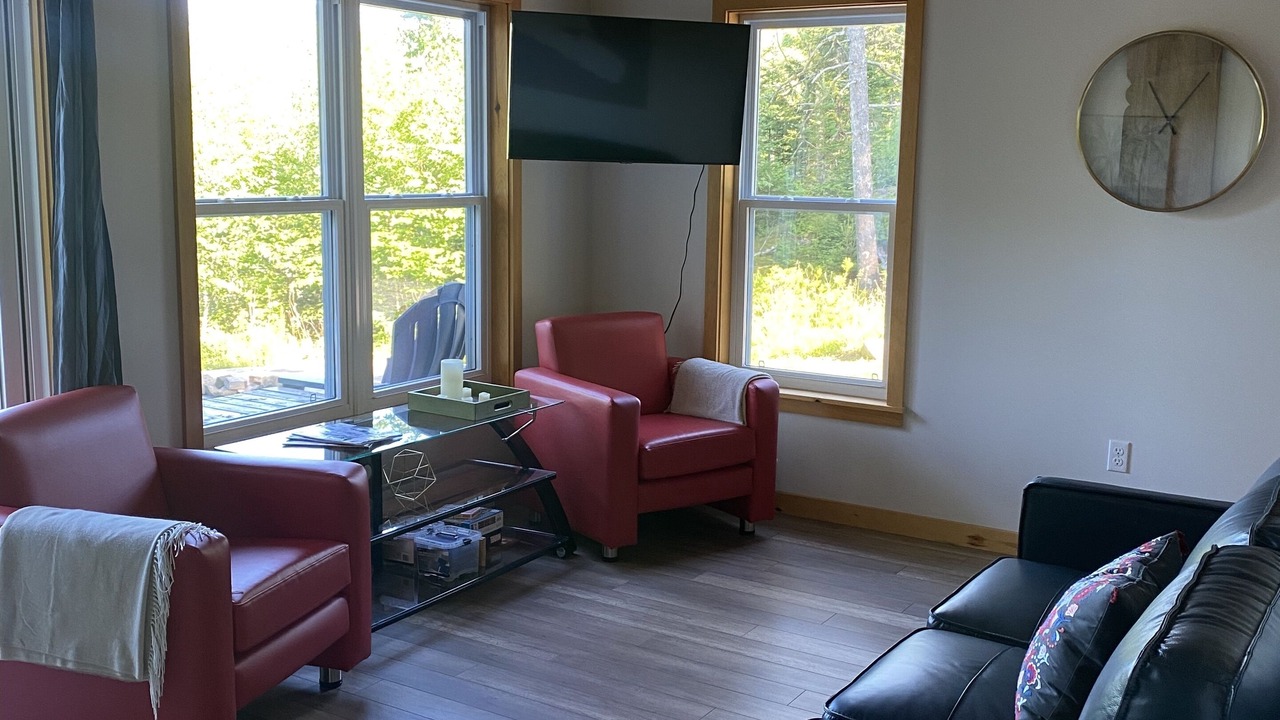 Photo of Livingroom in Smiths Corner