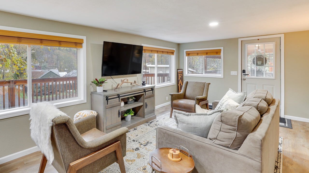 Photo of Livingroom in Ahsahka