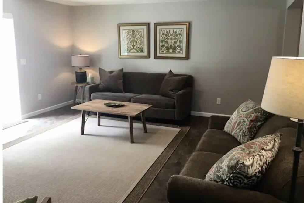 Photo of Livingroom in Park Ridge