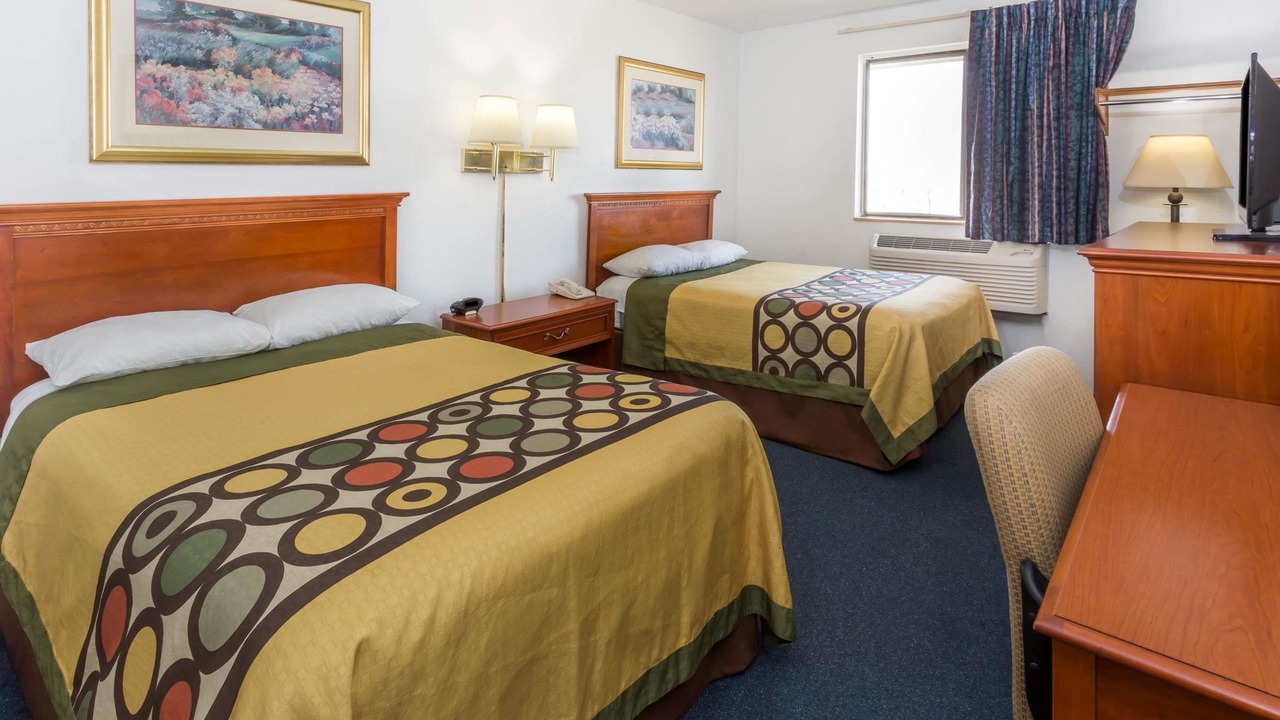 Photo of Bedroom in Pontiac