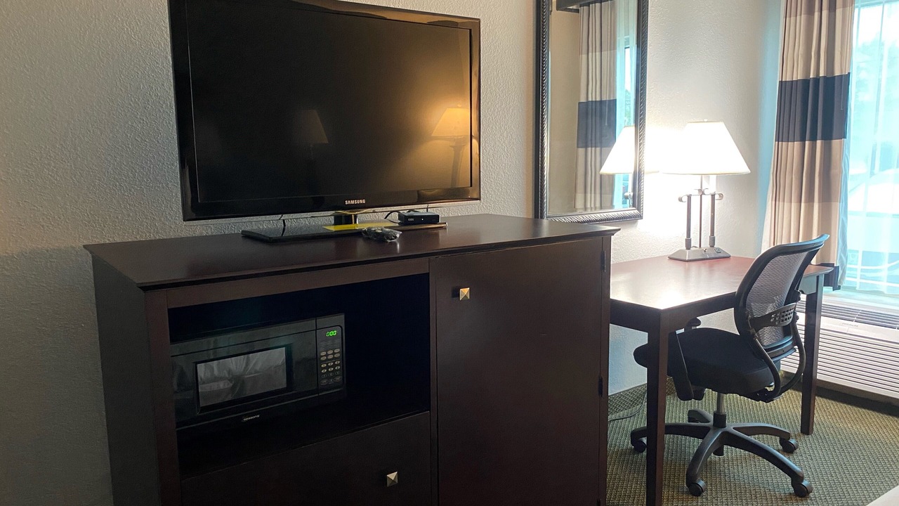 Photo of Bedroom in Luling
