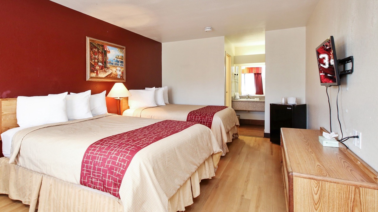Photo of Bedroom in Lompoc