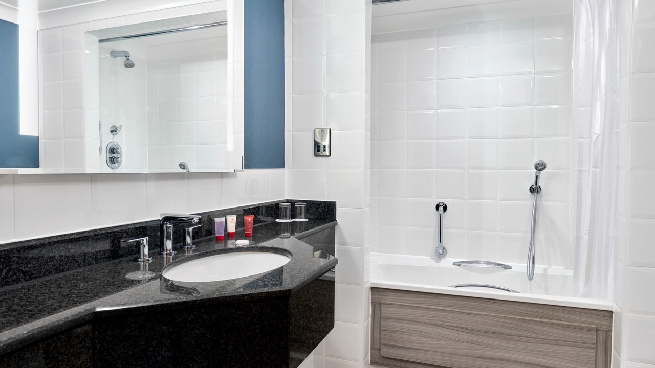 Photo of Bathroom in Southampton City Centre