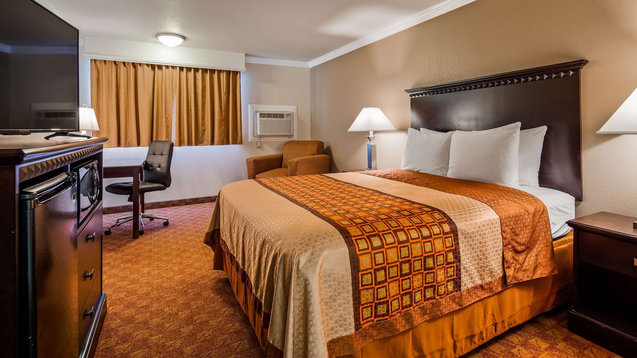 Photo of Bedroom in Lompoc