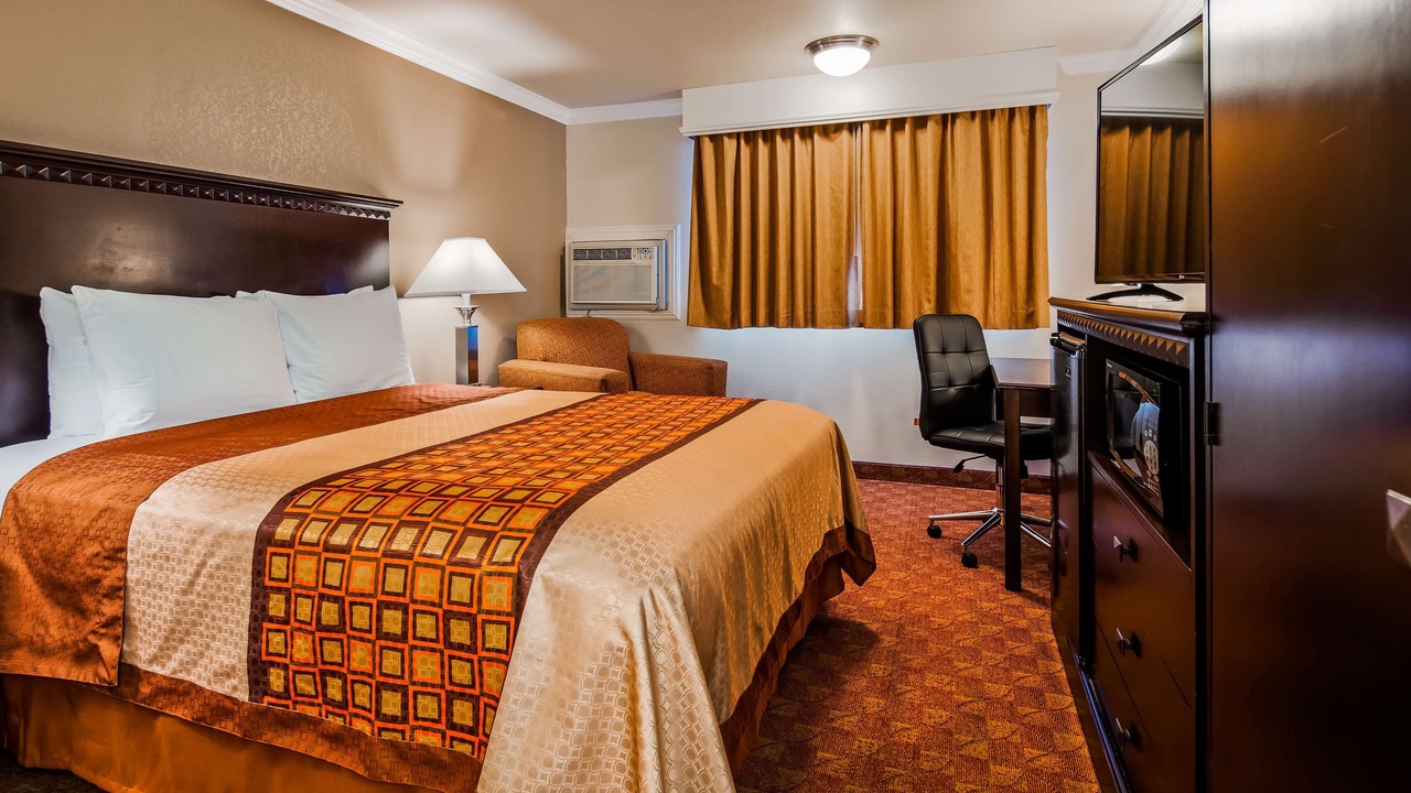 Photo of Bedroom in Lompoc